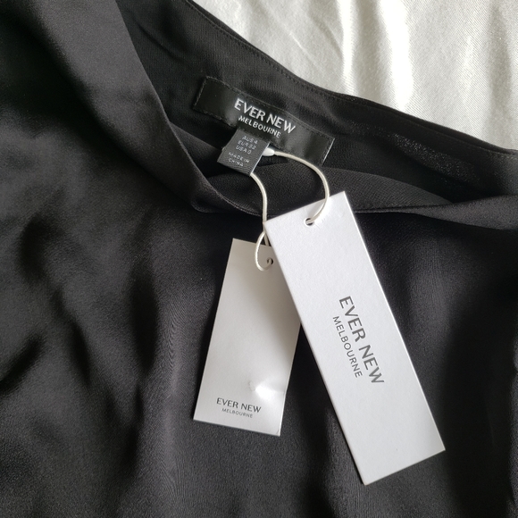 EverNew Black one shoulder blouse - Picture 3 of 3